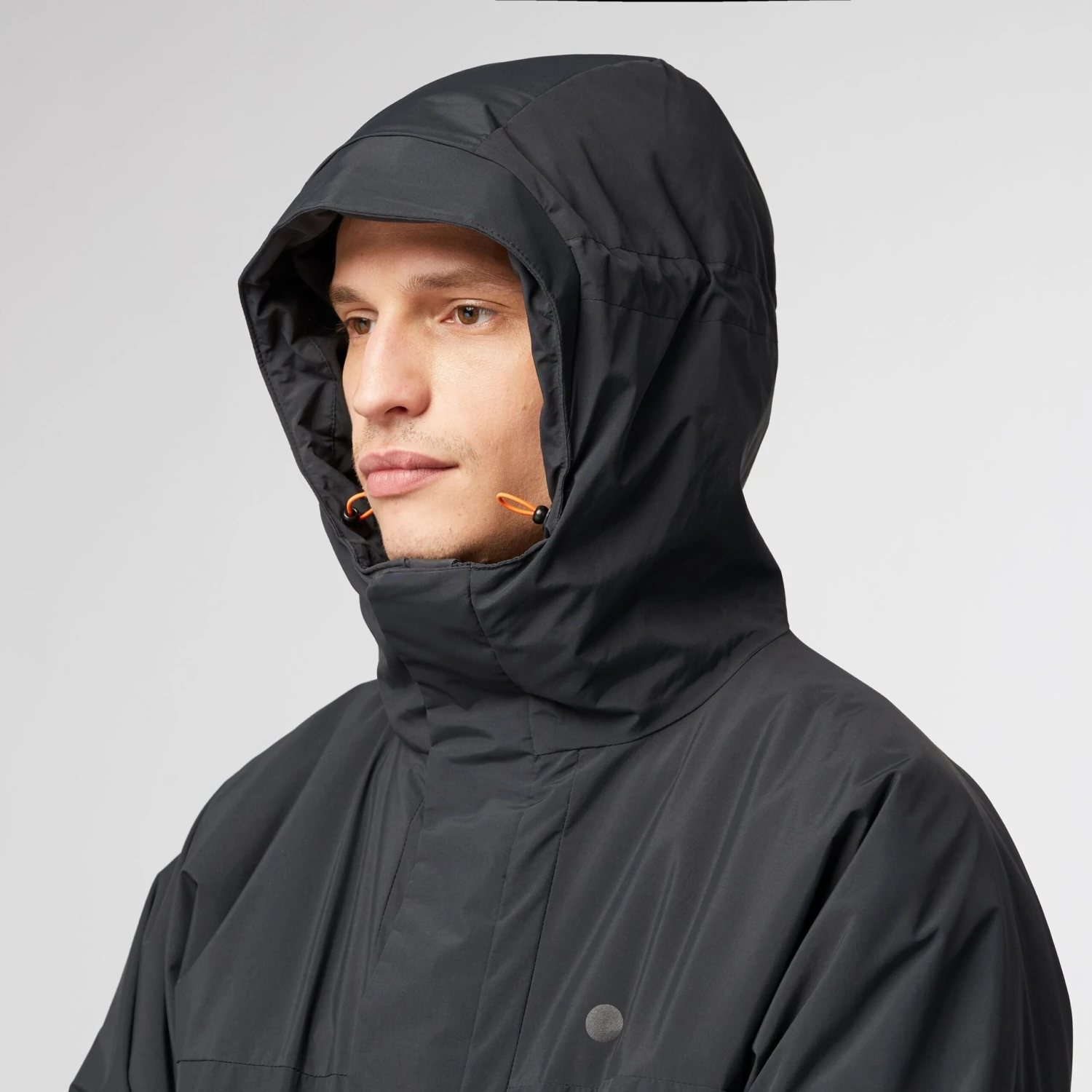 Pinqponq Mono Jacket - Peat Black (Unisex) 6 Pinqponq Mono Jacket - Peat Black (Unisex) – Bild 4