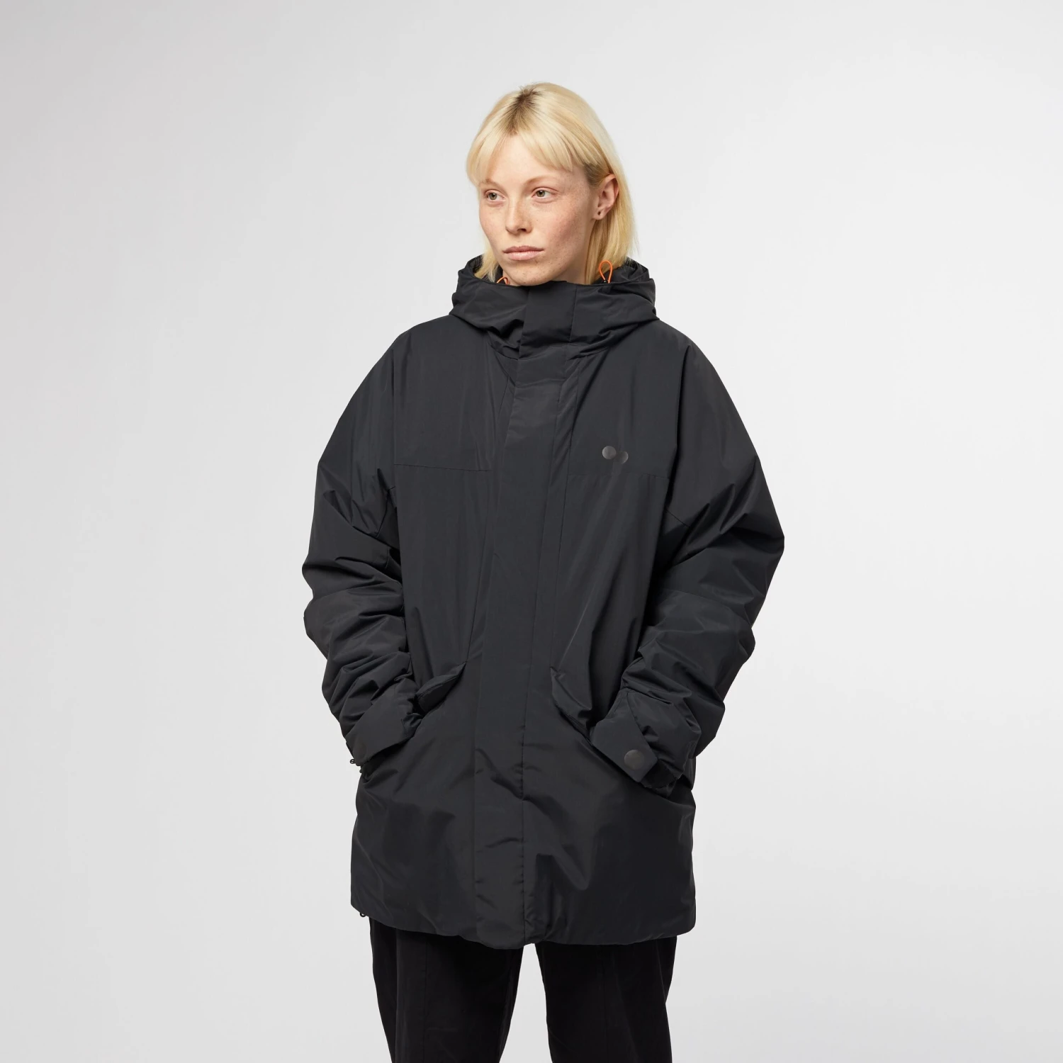 Pinqponq Mono Jacket - Peat Black (Unisex) 3 Pinqponq Mono Jacket - Peat Black (Unisex)