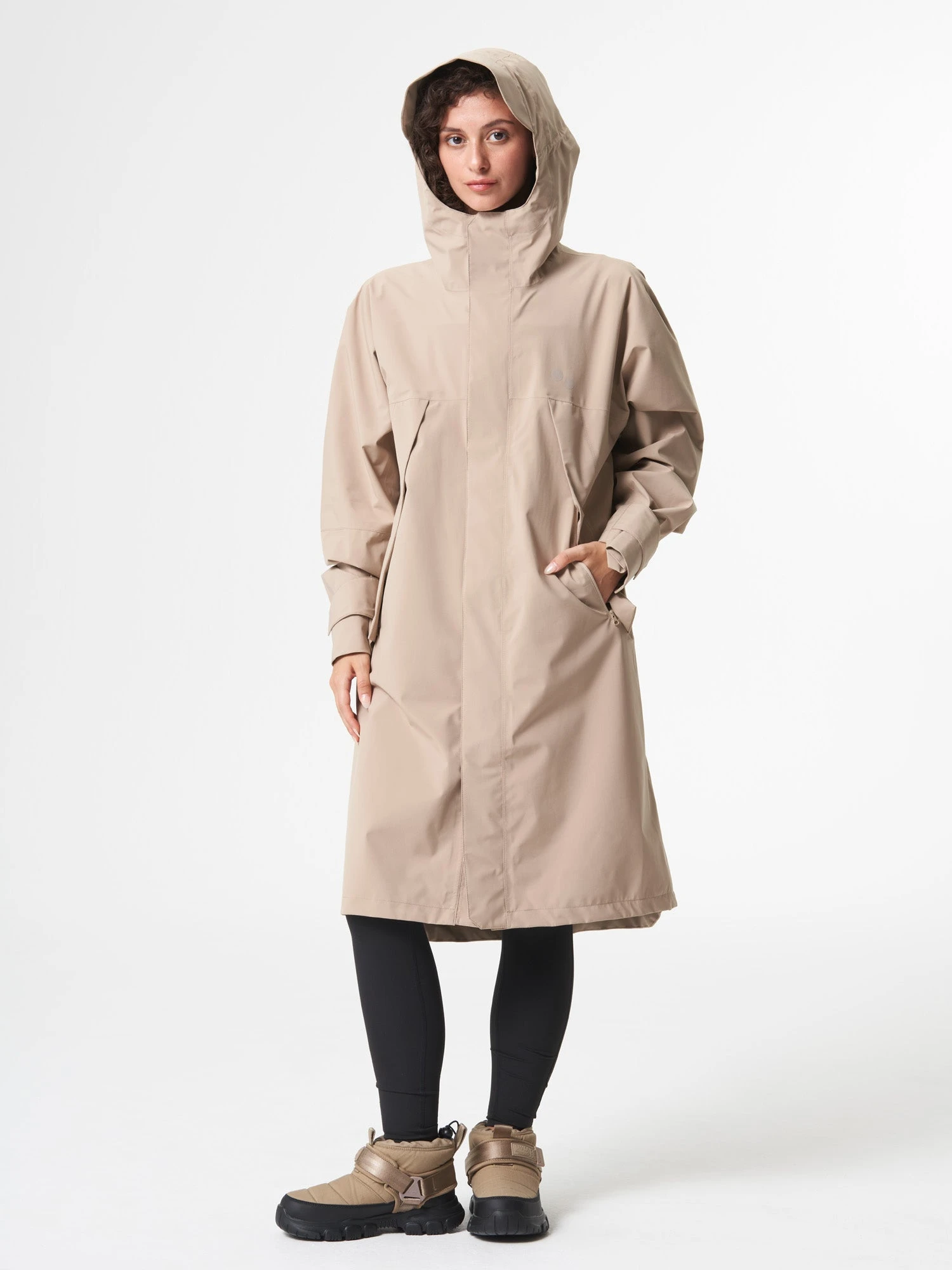 Pinqponq Aestech Rain Parka - Caramel Khaki (Unisex) 8 Pinqponq Aestech Rain Parka - Caramel Khaki (Unisex) – Bild 6