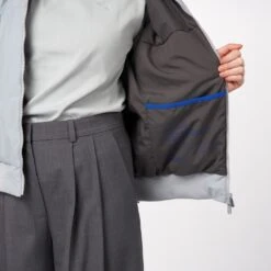 Pinqponq Light Bomber Jacket - Iced Grey (Unisex) -Mode Verkauf PPC BOM 101 80103 pinqponq Bomber Jacket Unisex Iced Grey 58