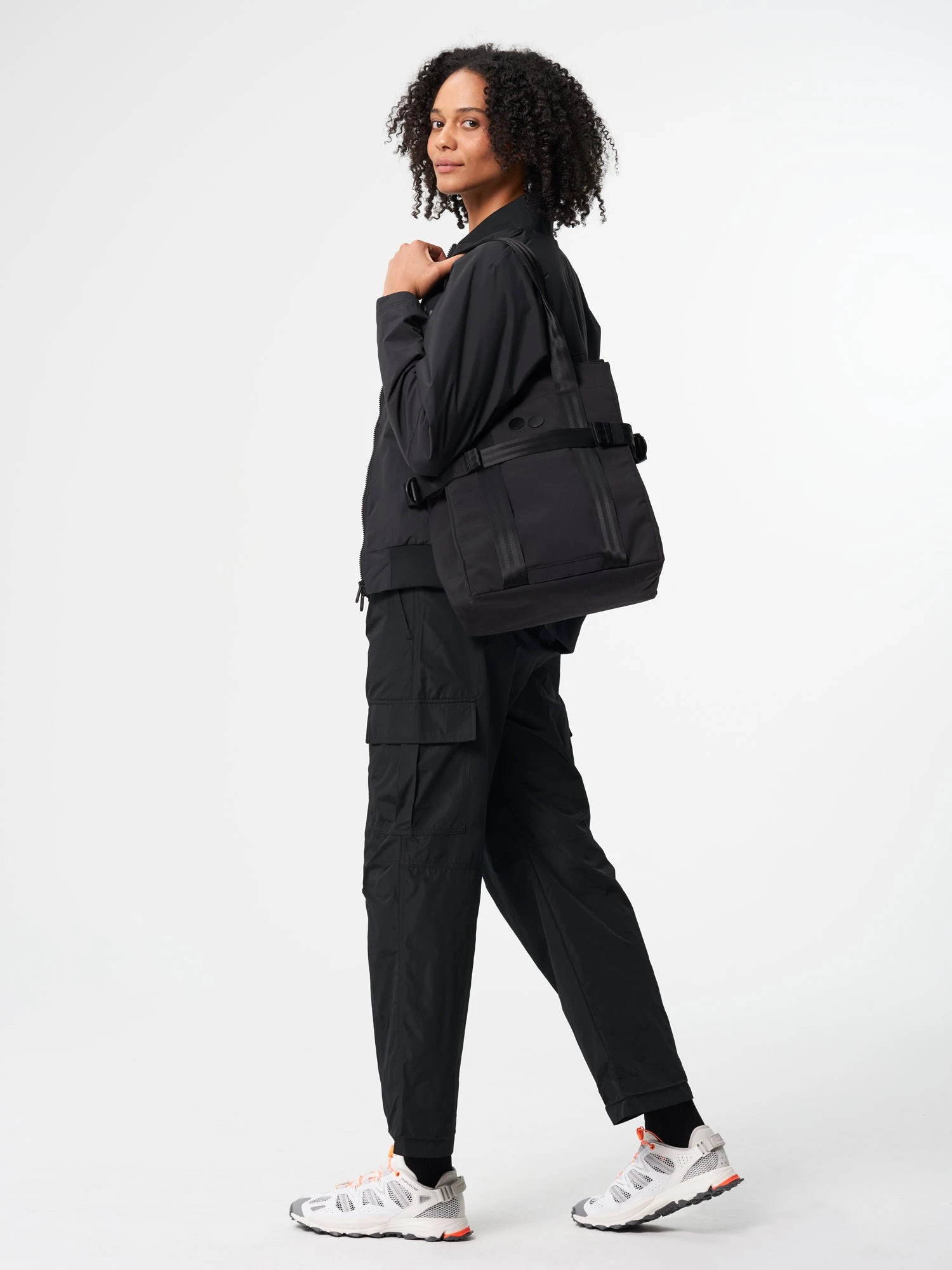 Pinqponq Pendik TB - Solid Black 20 Pinqponq Pendik TB - Solid Black – Bild 18