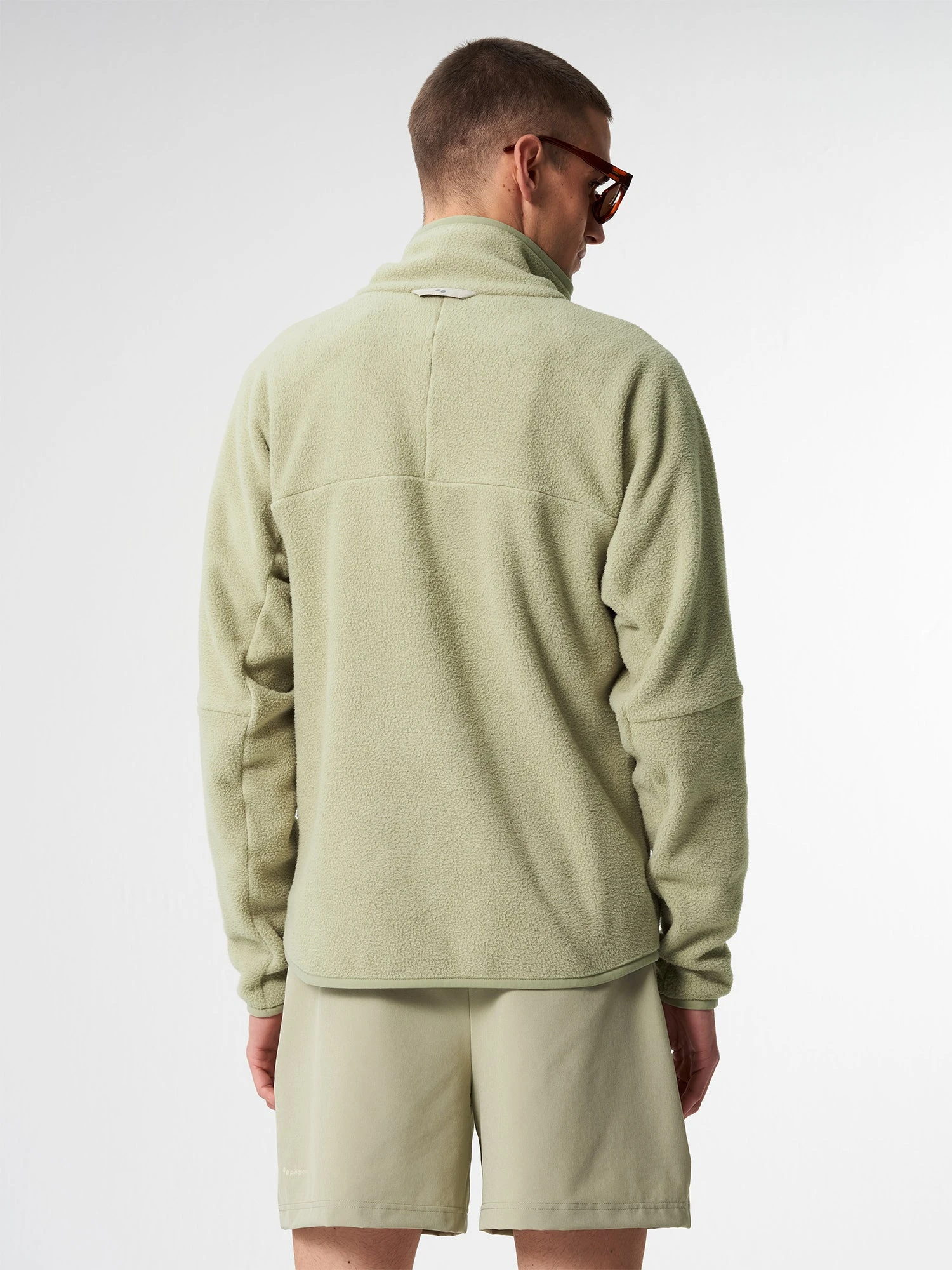 Pinqponq Fleece Pullover - Reed Olive (Unisex) 4 Pinqponq Fleece Pullover - Reed Olive (Unisex) – Bild 2
