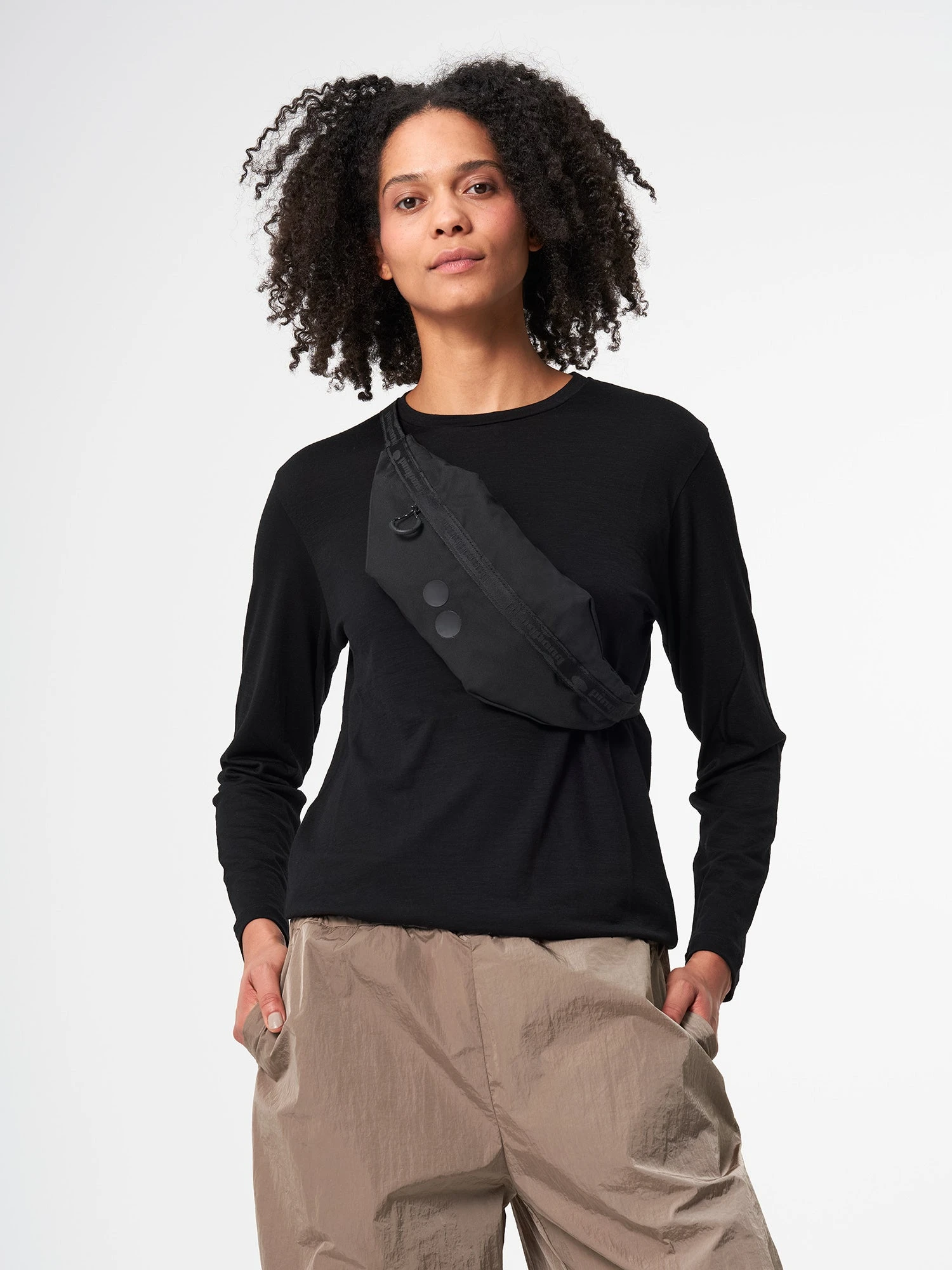 Pinqponq Brik - Rooted Black 6 Pinqponq Brik - Rooted Black – Bild 4