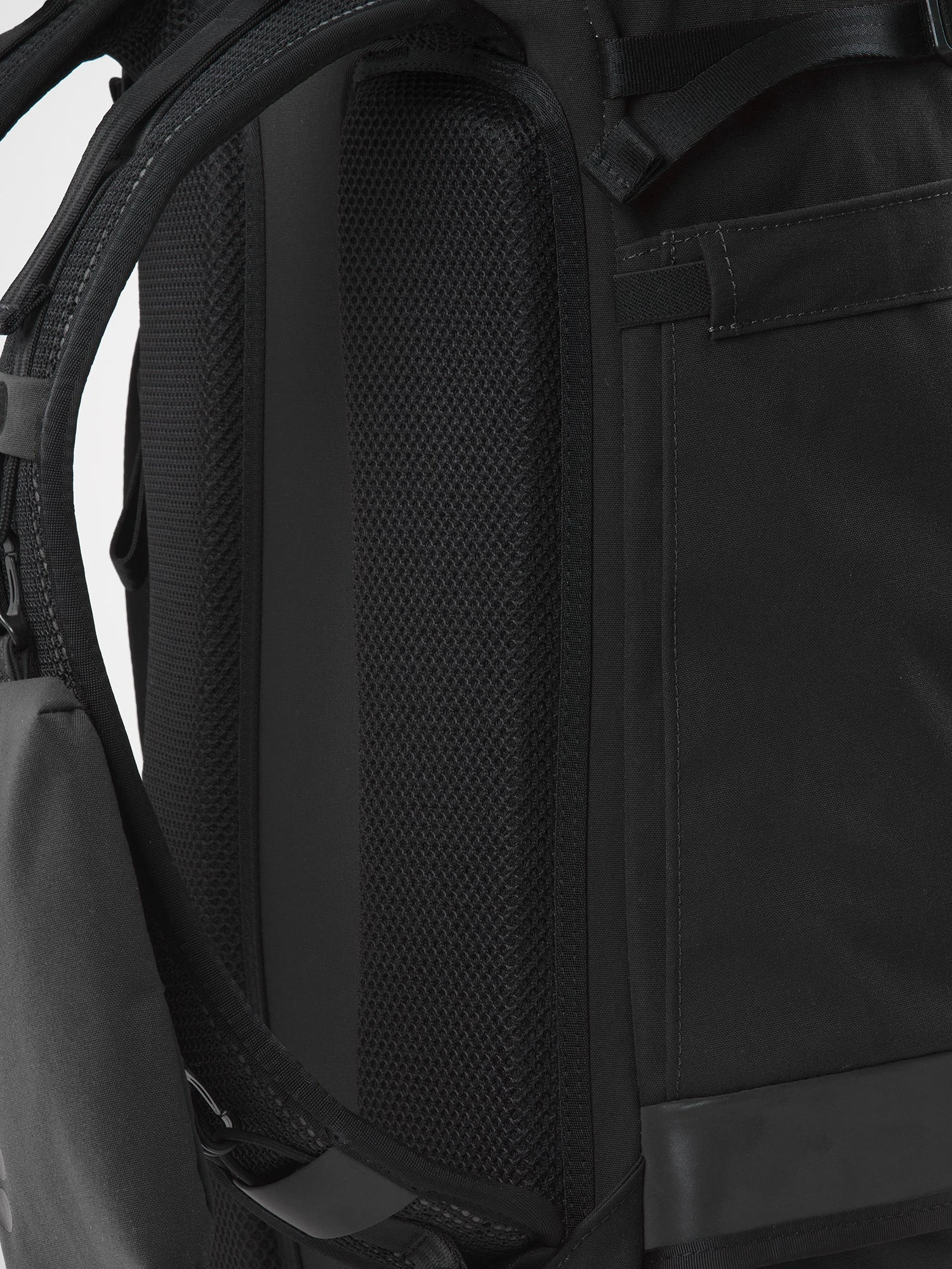 Pinqponq Komut Medium - Solid Black 19 Pinqponq Komut Medium - Solid Black – Bild 17