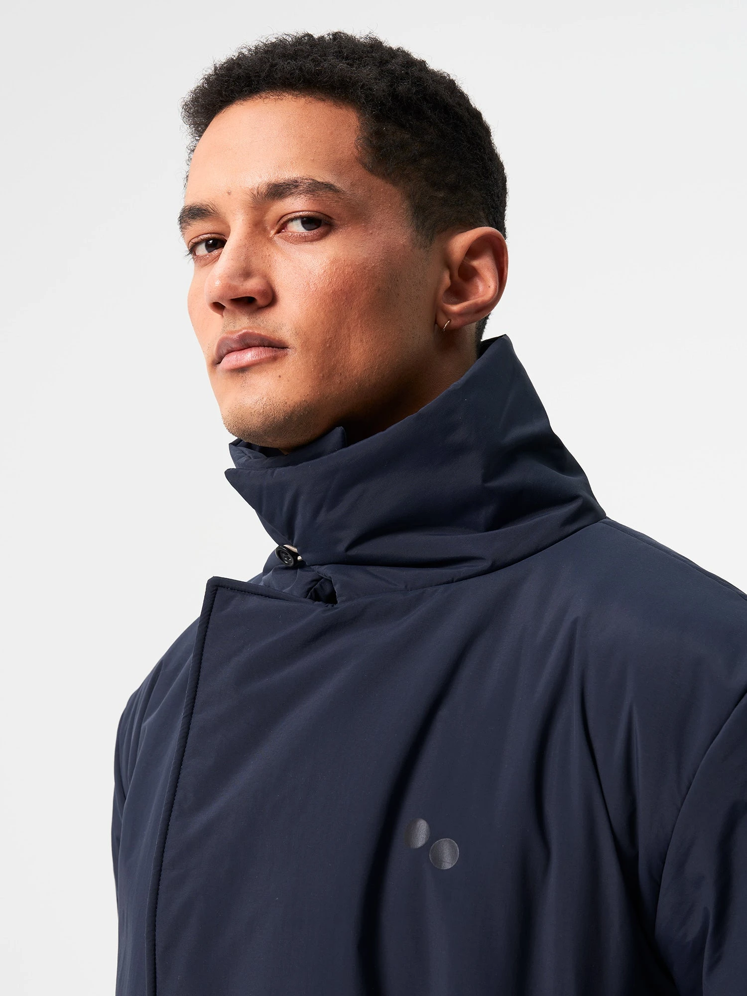 Pinqponq Padded Trench Coat - Fjord Navy (Unisex) 11 Pinqponq Padded Trench Coat - Fjord Navy (Unisex) – Bild 9