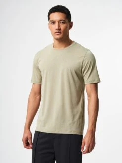 Pinqponq T-Shirt TENCEL™ - Wooden Olive (Male) -Mode Verkauf PPC TTM 001 20136 pinqponq Tshirt Tencel Cotton Men Iconic Wooden Olive 51